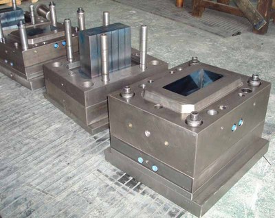 優(yōu)質(zhì)電池盒模具與電動車蓄電池盒模具 臺州忠大忠億塑模科技的產(chǎn)品與市場分析